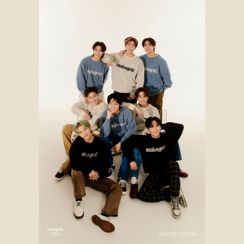 Mahagrid [Stray Kids] S/S 2023 COLLECTION BASIC LOGO KNIT SWEATER