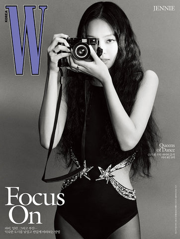 BLACKPINK JENNIE W MAGAZINE 2023 VOLUME 11 (SKZ LEE KNOW & SKZ FELIZ)